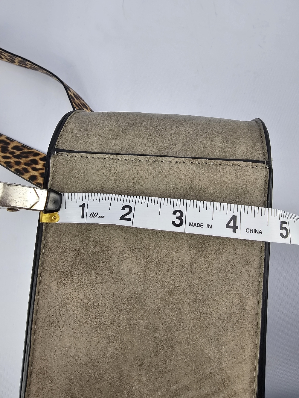 Jen & Co Bailey Vegan Crossbody with Animal Print Guitar Strap Gray - Picture 10 of 11